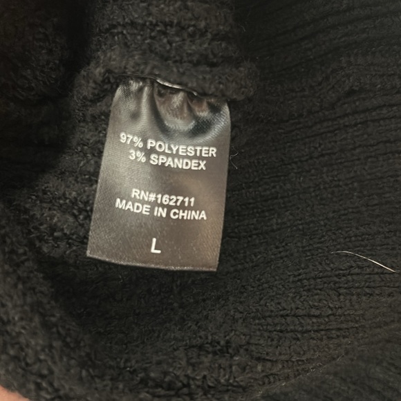 Coquette Bow Knit Button Up Black and White Sweater Cardigan NWOT - Picture 4 of 4